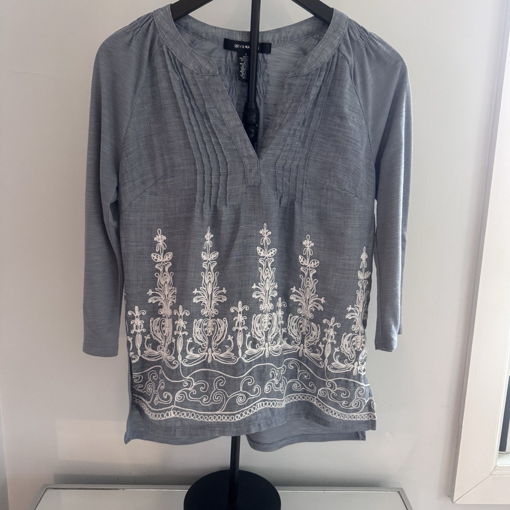89th Madison Top Womens S Gray Embroidered Boho Peasant Romantic Cottage